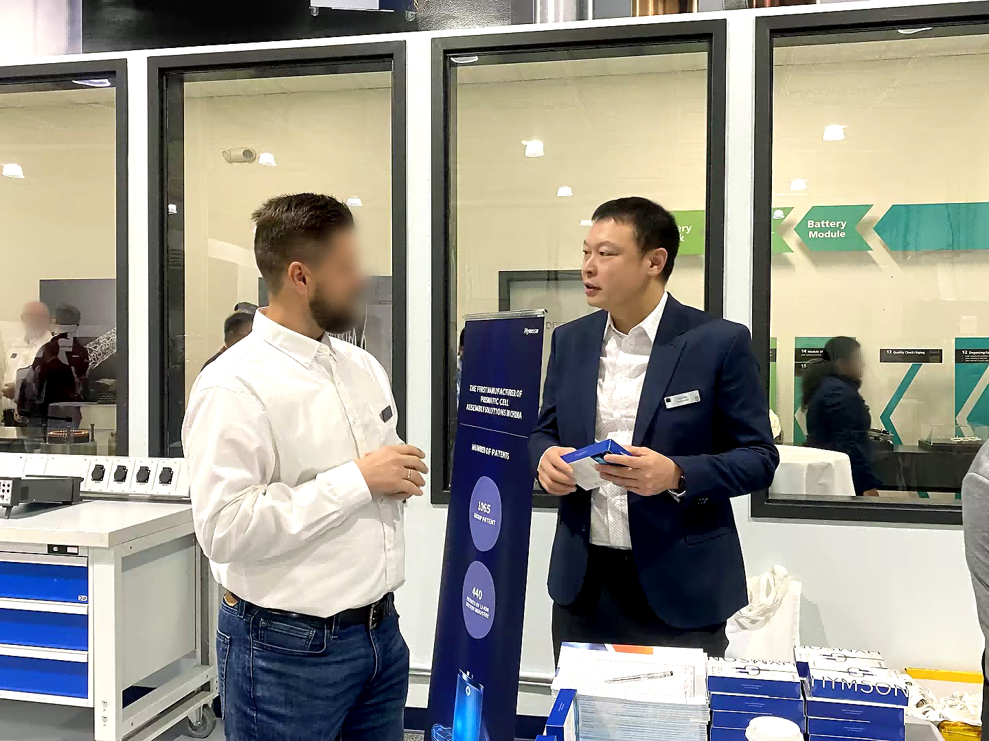 j9九游会研讨会 4.png